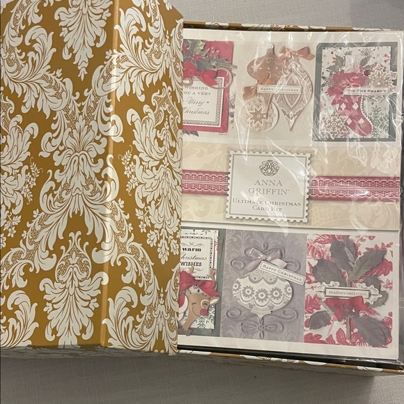 Anna Griffin Ultimate Christmas Card Kit - Gold and Red - Picture 1 of 4